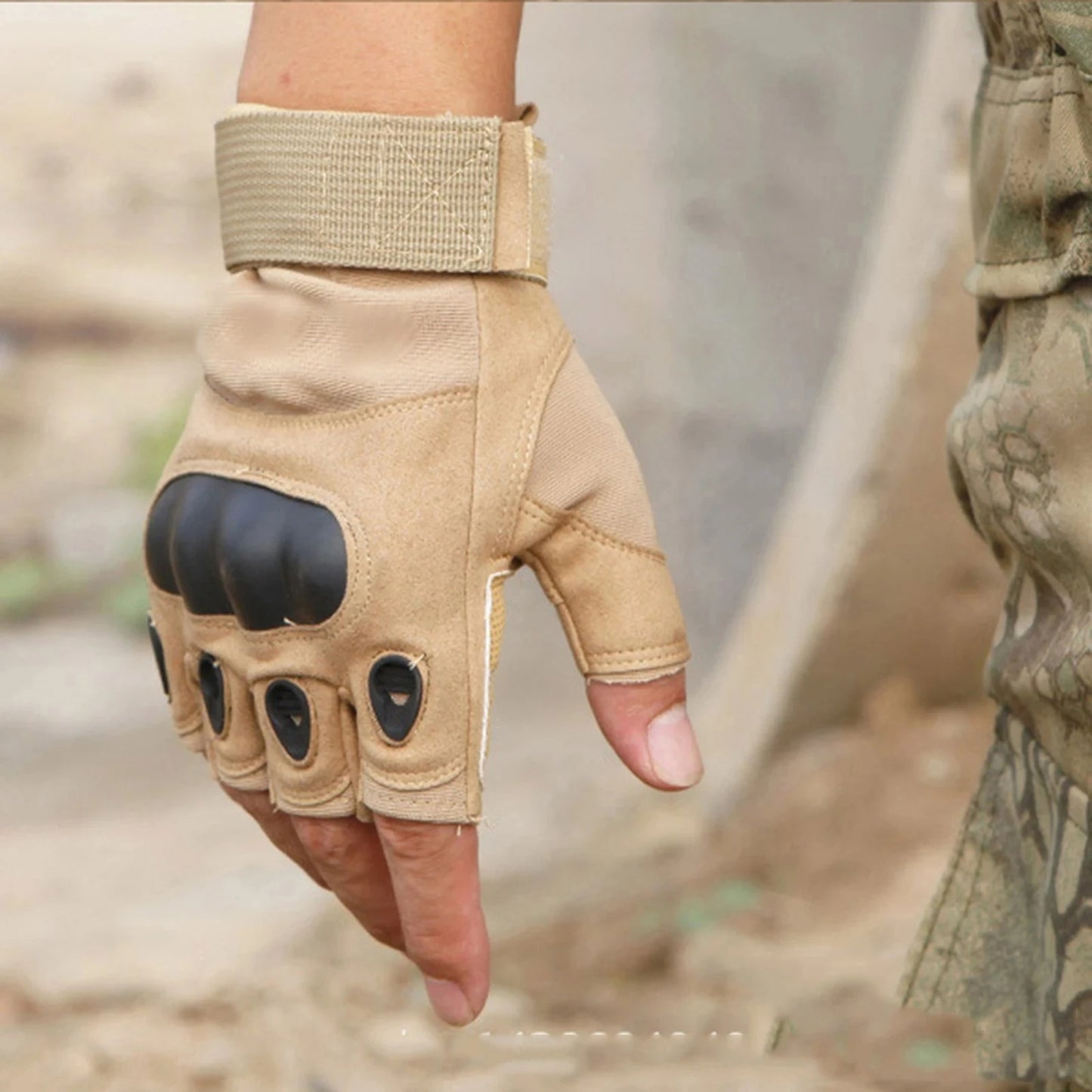 Knivedge™ Tactical Half-Finger Gloves